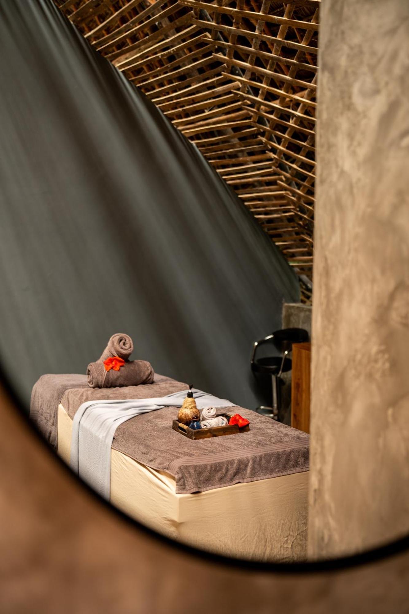 ホテル Bamboo Zanzibar ジャンビアニ エクステリア 写真